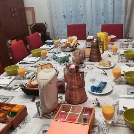 Au Gre Des Sentiers Chez Marie Et Pierre Bed & Breakfast